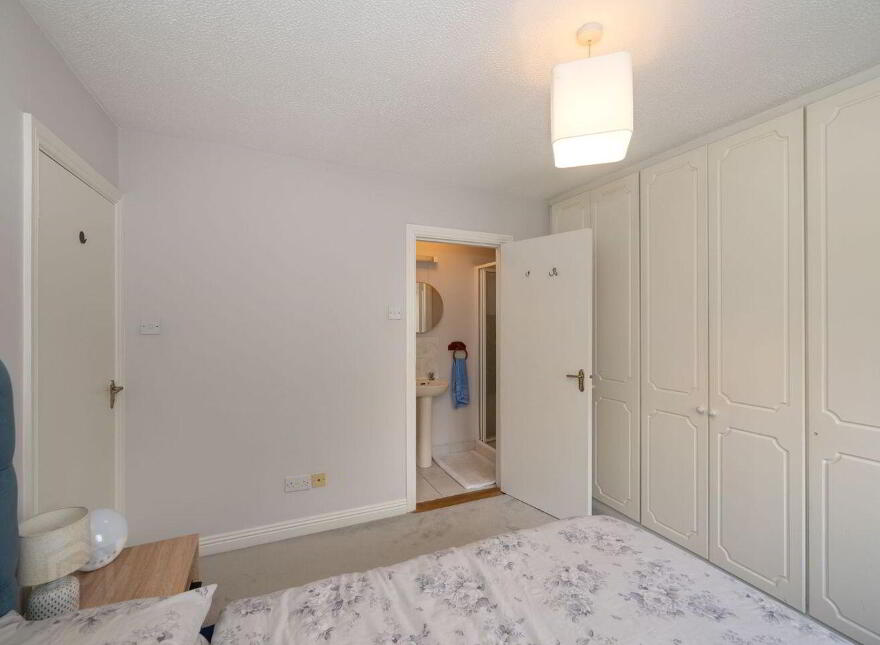 8 The Willows, Classes Lake, Ballincollig, P31RH74