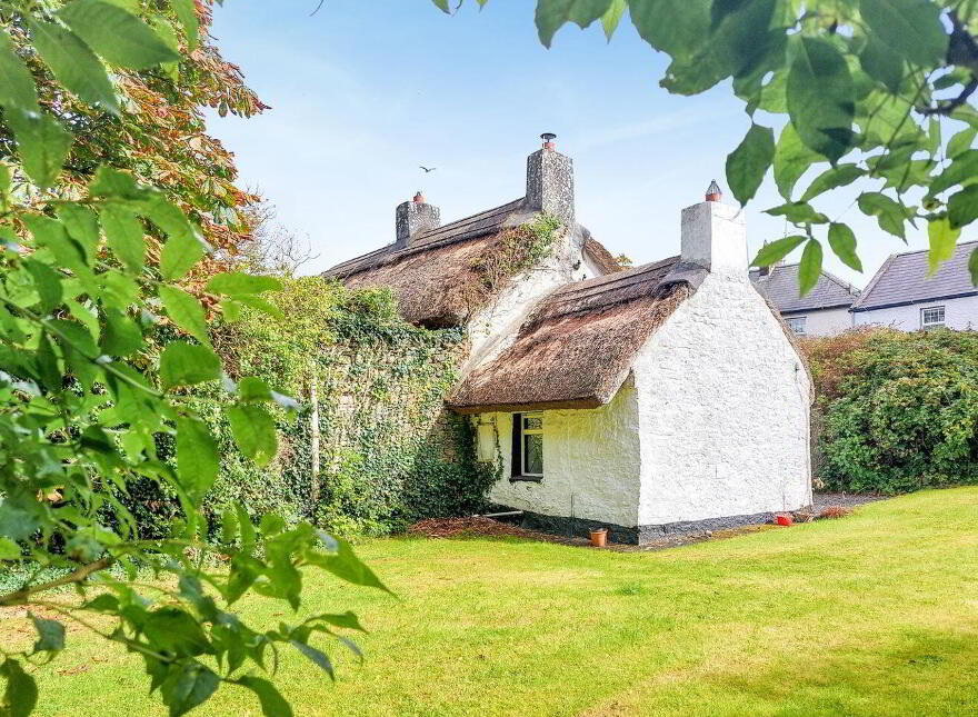 Fionn Maccumhaill Cottage, Keshcarrigan, Keshcarrigan, N41A563