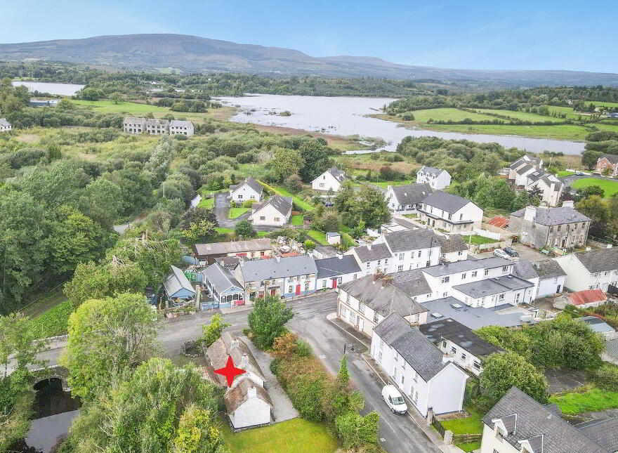 Fionn Maccumhaill Cottage, Keshcarrigan, Keshcarrigan, N41A563