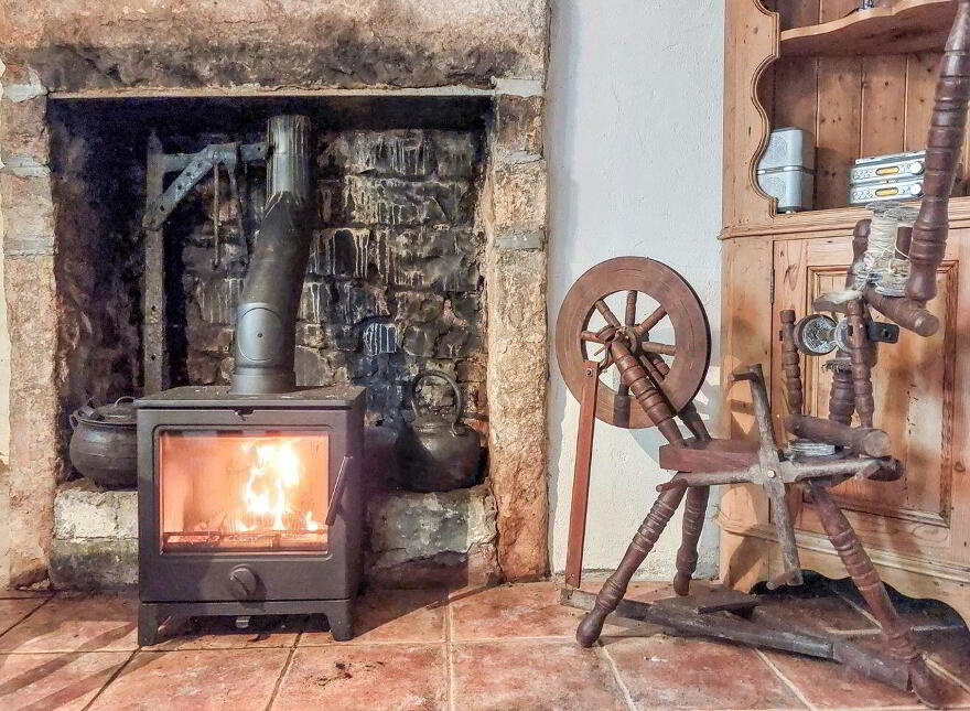Fionn Maccumhaill Cottage, Keshcarrigan, Keshcarrigan, N41A563