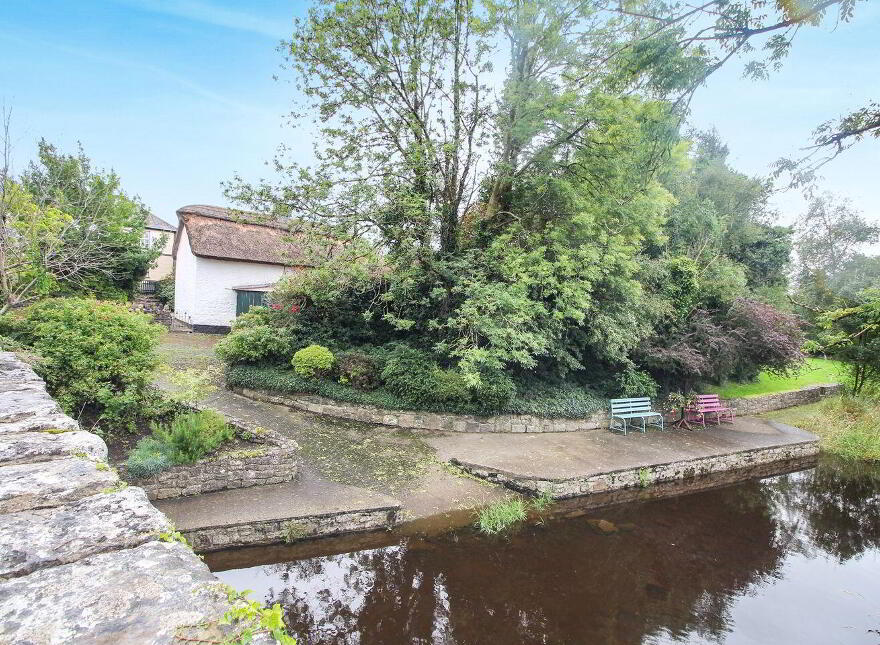 Fionn Maccumhaill Cottage, Keshcarrigan, Keshcarrigan, N41A563
