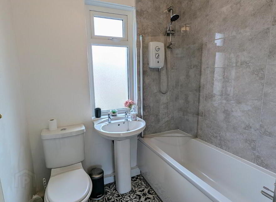 44 Grovehill Gardens, Bangor, BT20 4NS