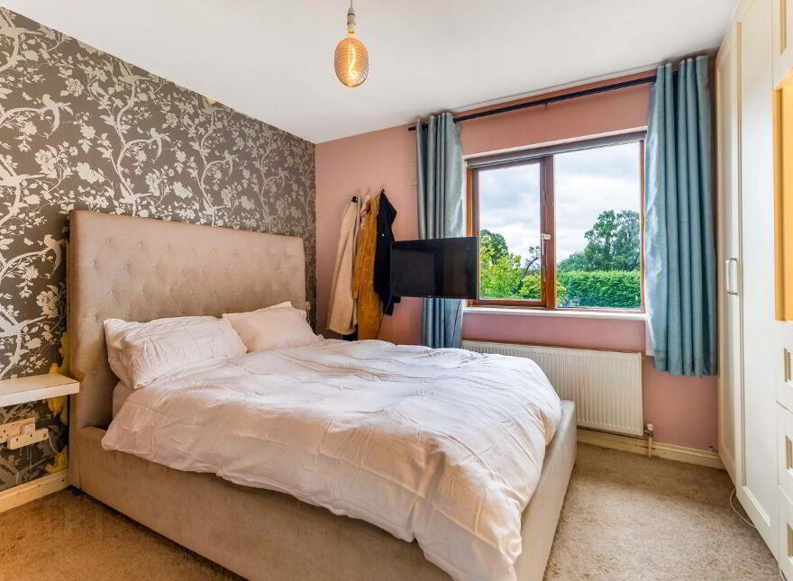 19 Knightsfield Park, Dunsany, C15F1H7
