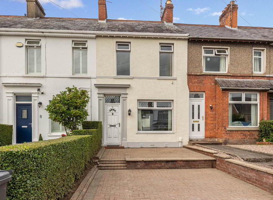 6 Benson Street, Lisburn, BT28 2BG
