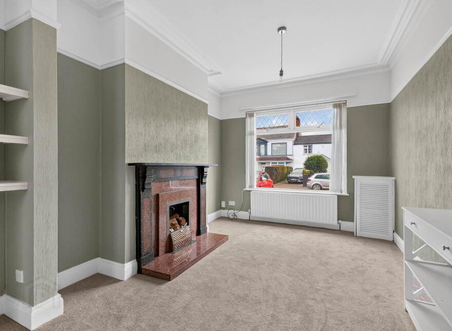 6 Benson Street, Lisburn, BT28 2BG