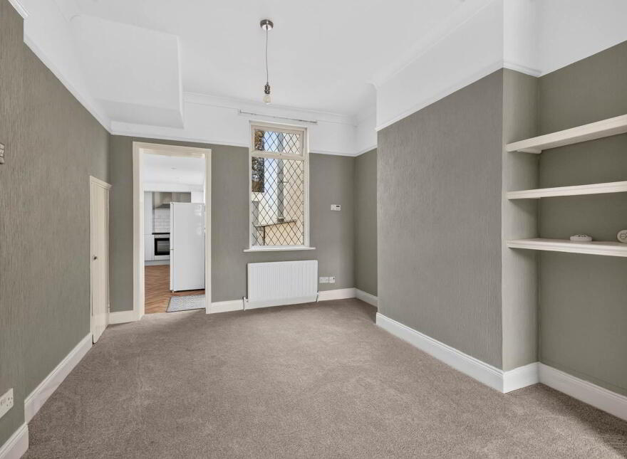 6 Benson Street, Lisburn, BT28 2BG
