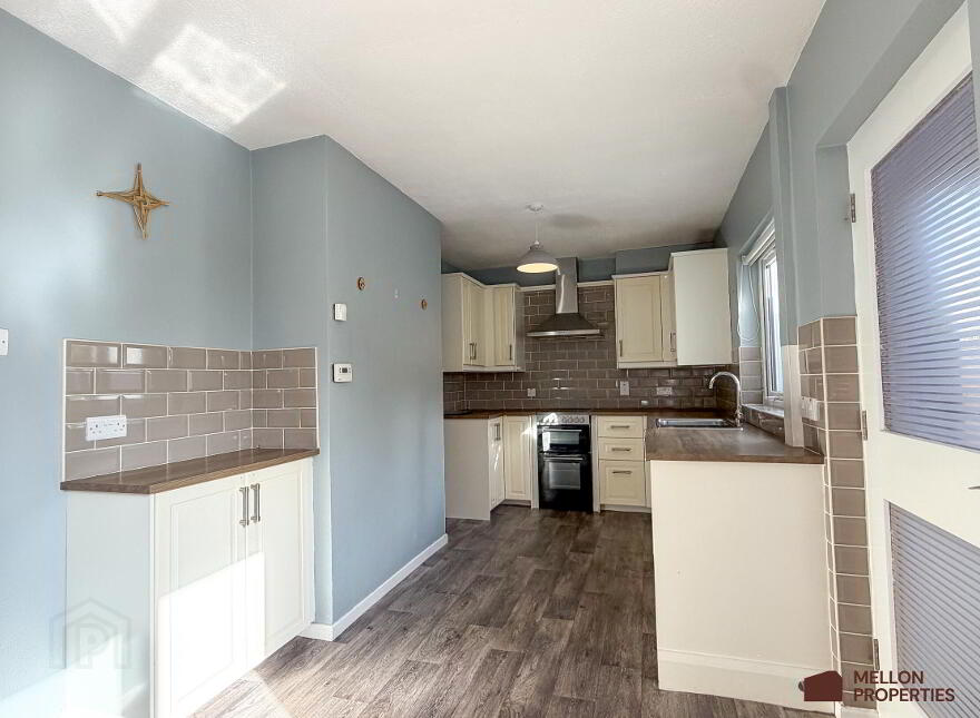 11 McKeowne Villas, Carrickmore, Omagh, BT79 9JT