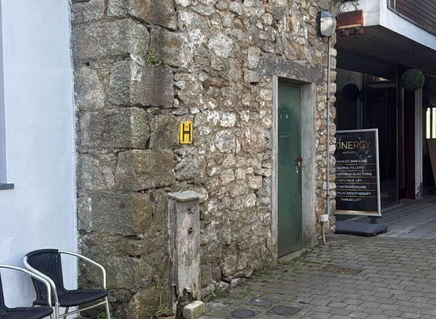 Castle Street, Dalkey, A96R668