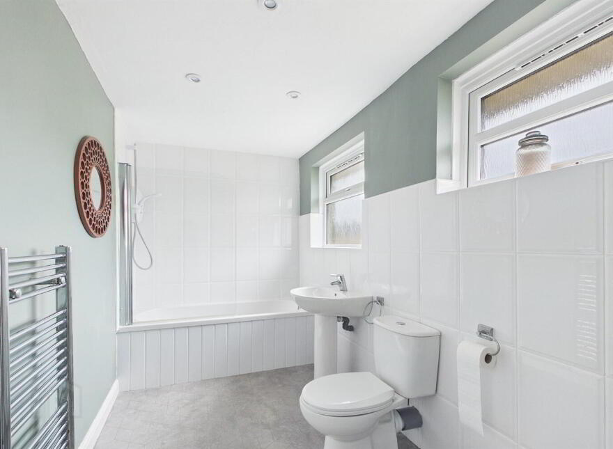 30 Strand Avenue, Holywood, BT18 9AW