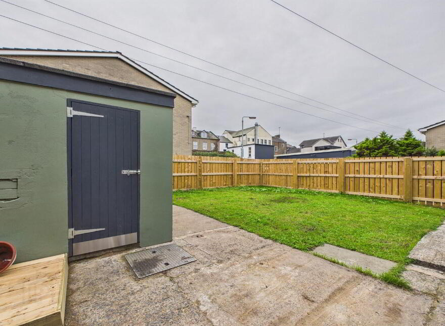 30 Strand Avenue, Holywood, BT18 9AW