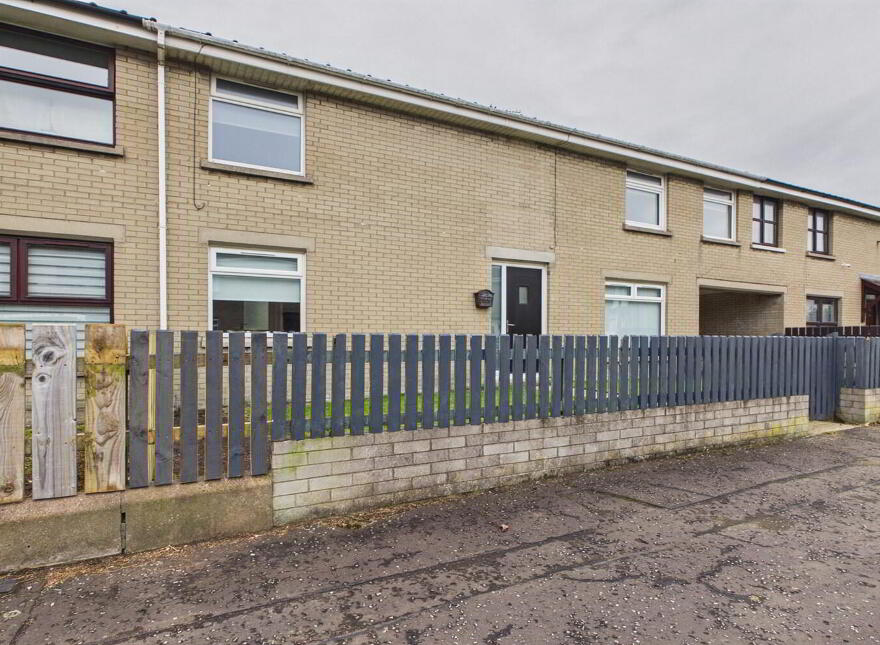 30 Strand Avenue, Holywood, BT18 9AW