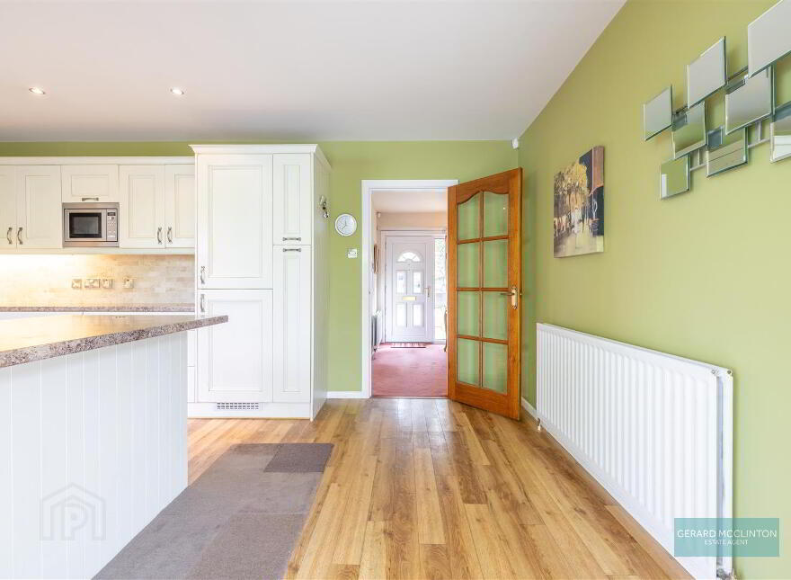11 Saintsbury Avenue, Lisburn, BT27 5QQ