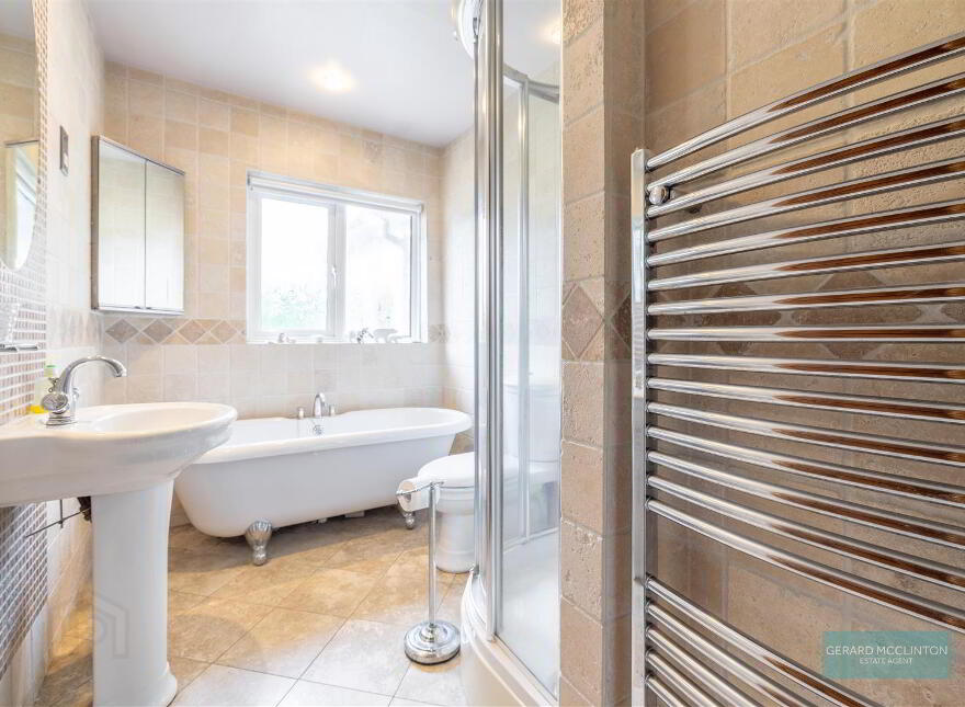 11 Saintsbury Avenue, Lisburn, BT27 5QQ