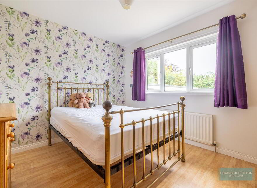 11 Saintsbury Avenue, Lisburn, BT27 5QQ