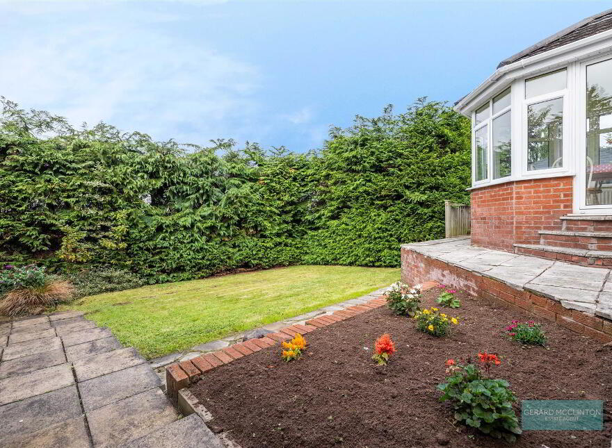 11 Saintsbury Avenue, Lisburn, BT27 5QQ