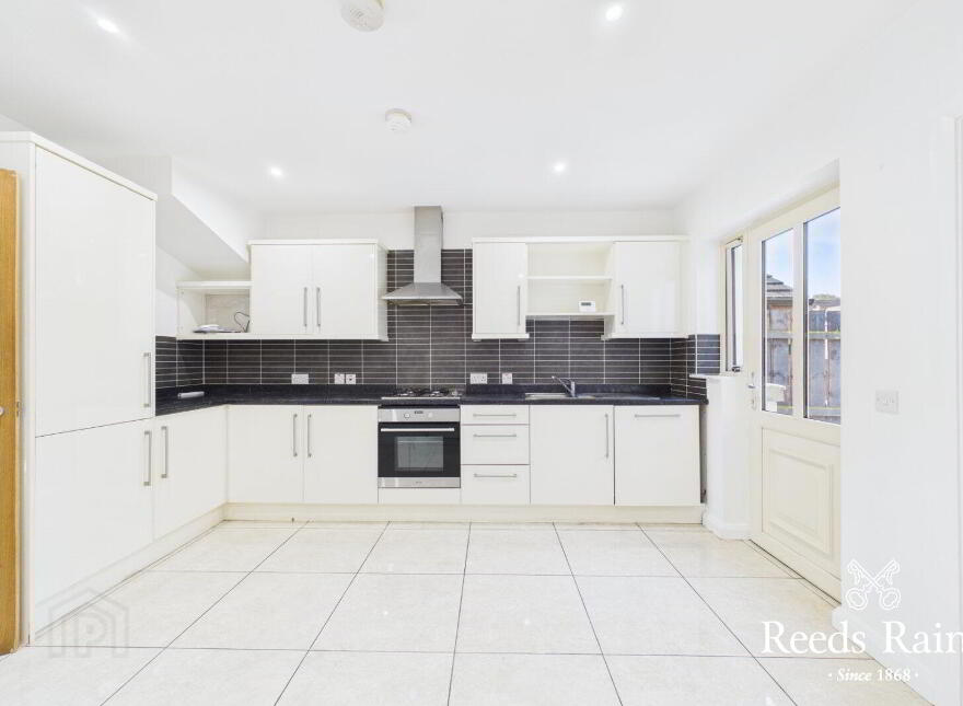 3 Gransha Wood, Dundonald, Belfast, BT16 2FG