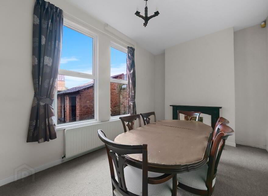 7 Eileen Gardens, Windsor Park, Belfast, BT9 6FW