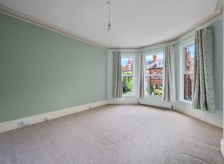 7 Eileen Gardens, Windsor Park, Belfast, BT9 6FW