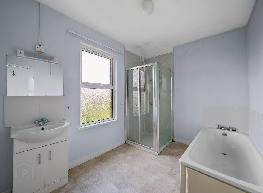 7 Eileen Gardens, Windsor Park, Belfast, BT9 6FW