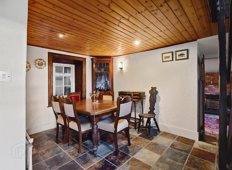 96 Old Ballynahinch Road, Lisburn, BT27 6TH
