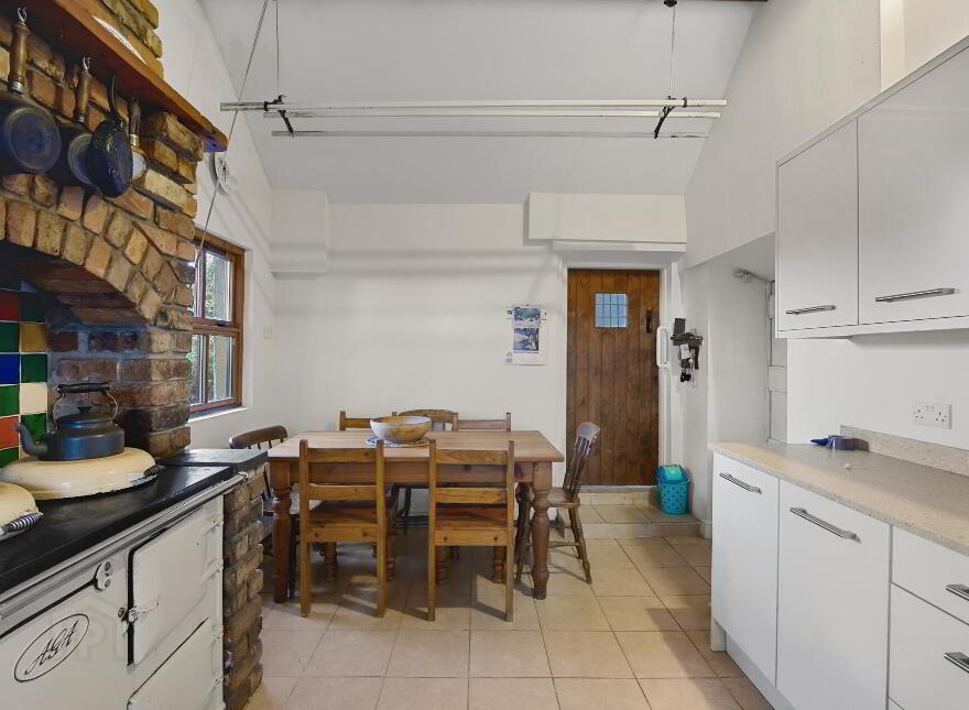 96 Old Ballynahinch Road, Lisburn, BT27 6TH
