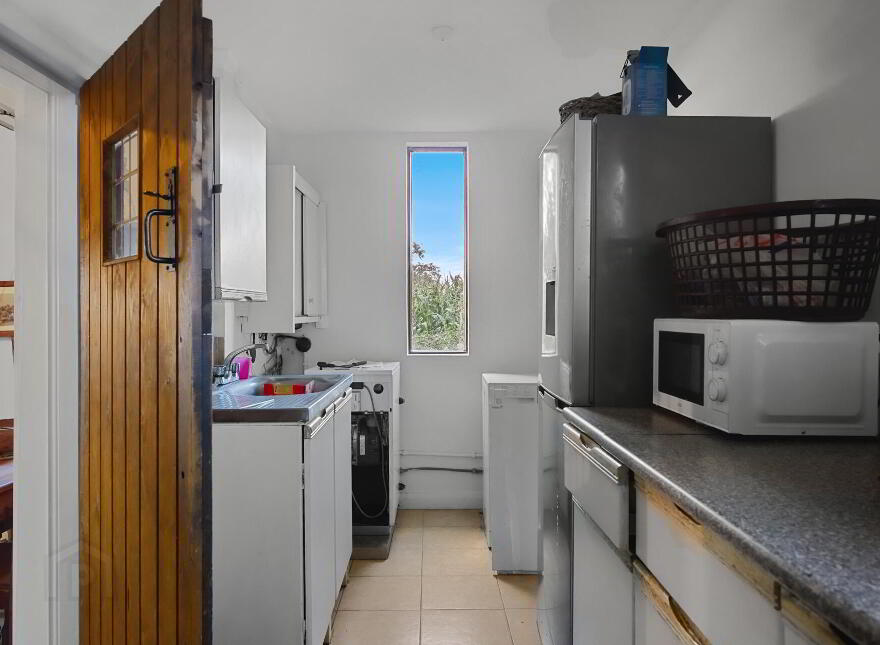 96 Old Ballynahinch Road, Lisburn, BT27 6TH