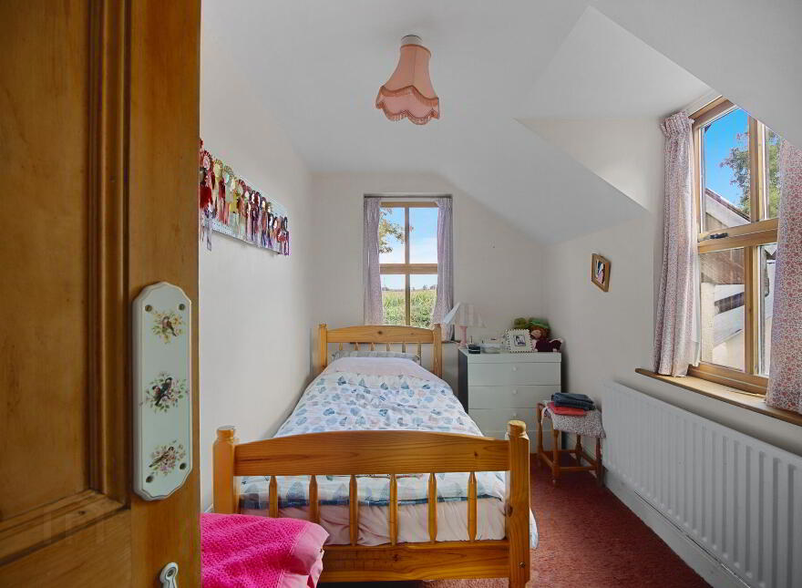 96 Old Ballynahinch Road, Lisburn, BT27 6TH