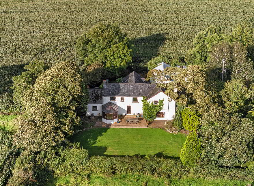 96 Old Ballynahinch Road, Lisburn, BT27 6TH