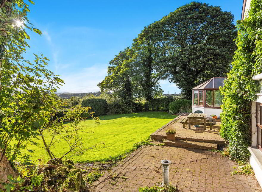 96 Old Ballynahinch Road, Lisburn, BT27 6TH