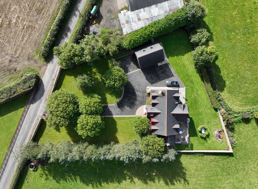 23 Turnavall Road, Newry, BT34 1LZ