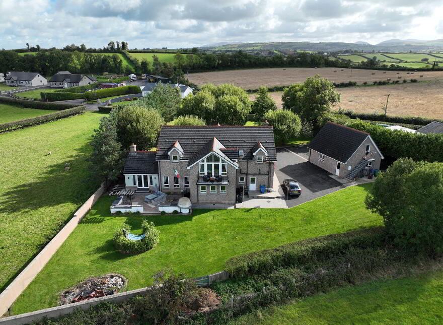 23 Turnavall Road, Newry, BT34 1LZ
