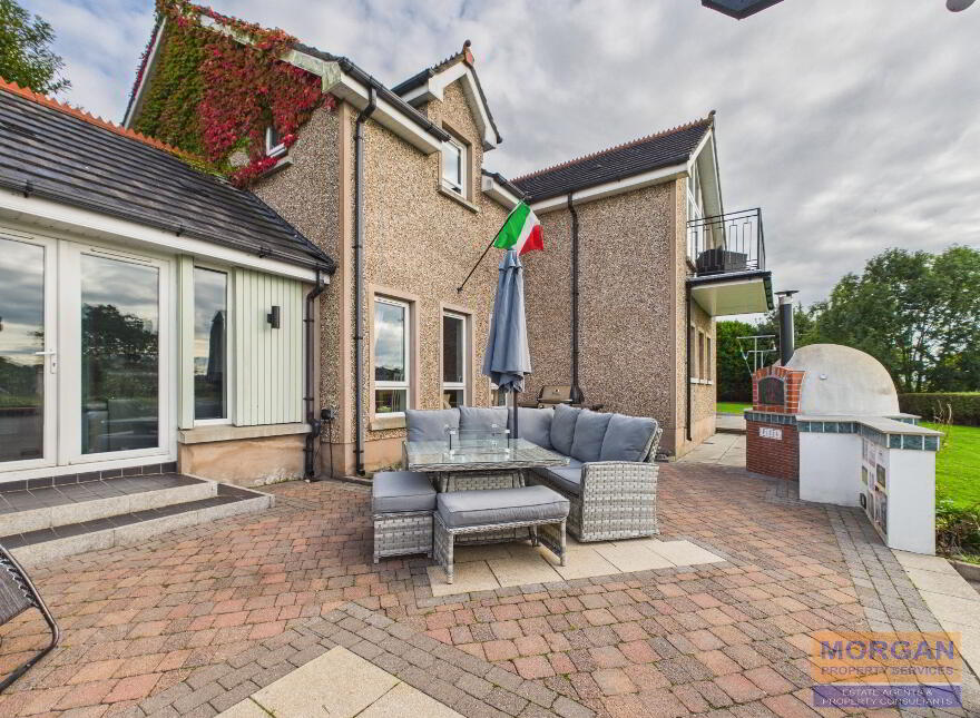 23 Turnavall Road, Newry, BT34 1LZ