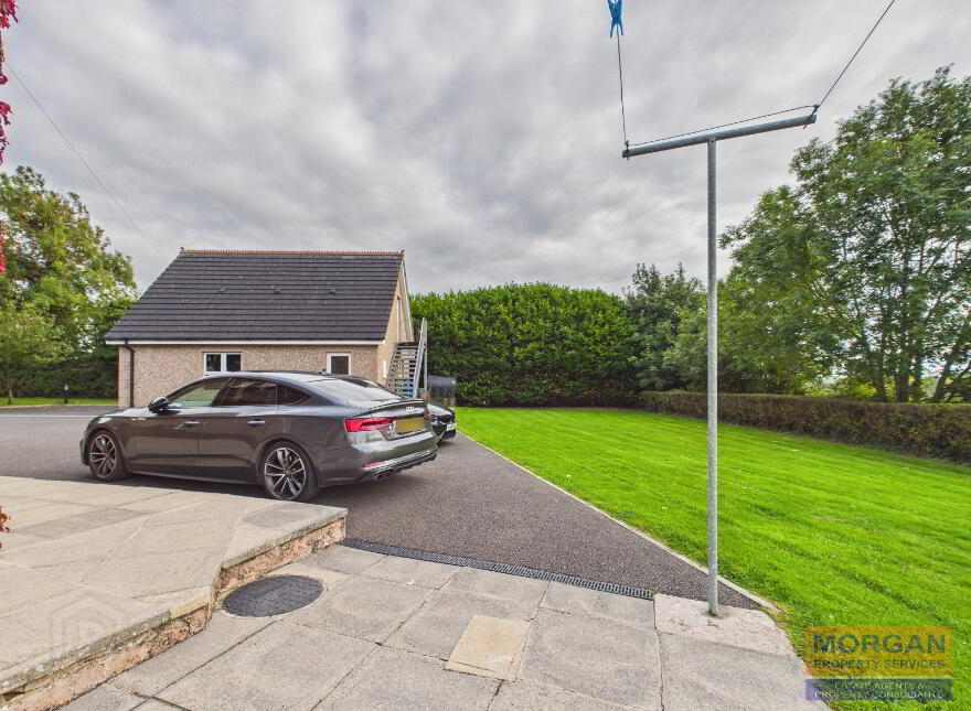 23 Turnavall Road, Newry, BT34 1LZ