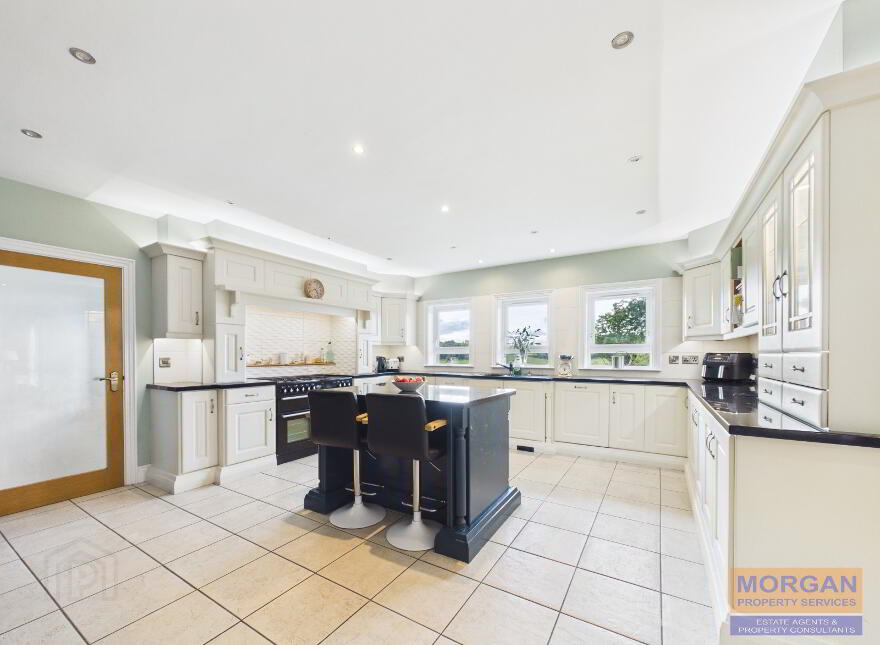23 Turnavall Road, Newry, BT34 1LZ