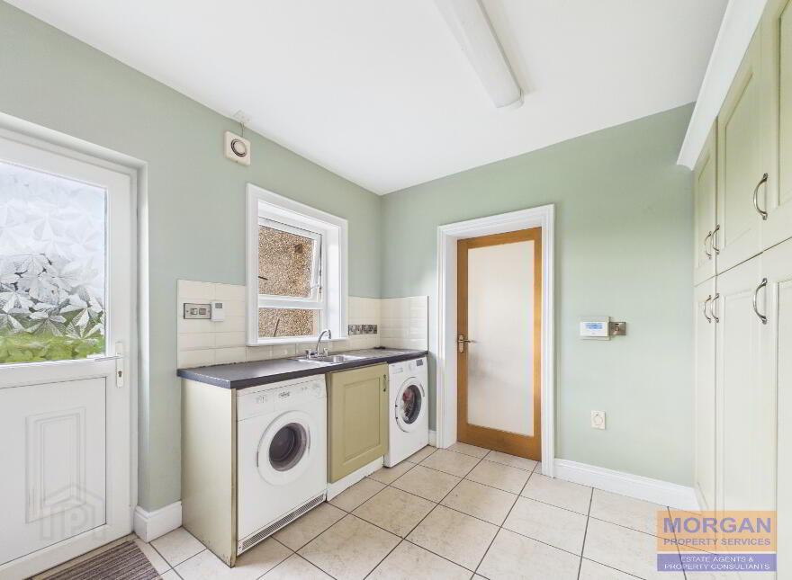 23 Turnavall Road, Newry, BT34 1LZ