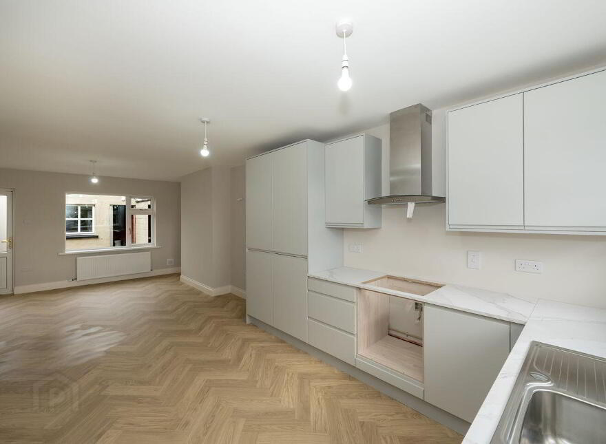 24 Thorndale Estate, Dublin Hill, Cork City, T23K5C3