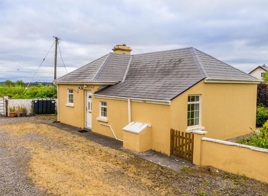 Hermitage, Ballinagare, Ballinagare, F45YY15