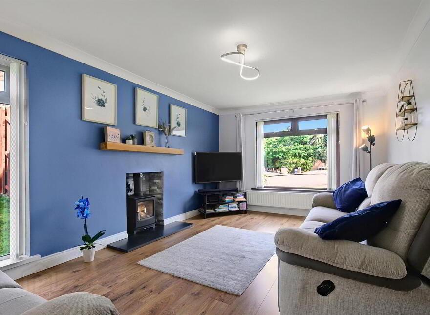 8 Bessfield Avenue, Carrickfergus, BT38 7BZ