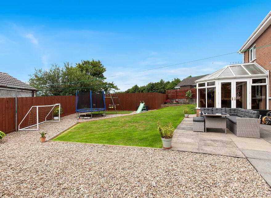 8 Bessfield Avenue, Carrickfergus, BT38 7BZ