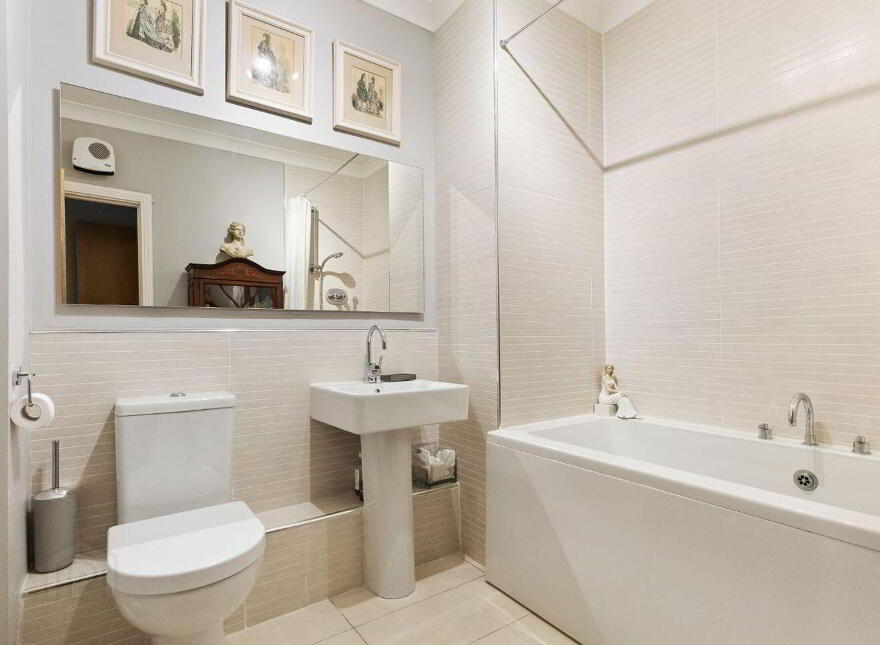 Apartment 30 Block B Altamont Hall, Stoney Road, Dundrum, Dublin 14, D14CK88
