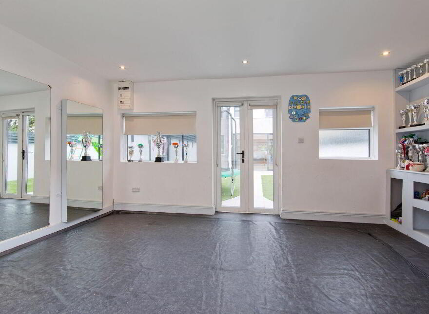 400 Clonard Road, Kimmage, 6w, Kimmage, D12V8K1