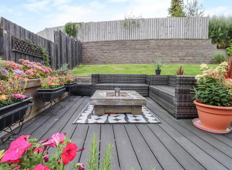 6 Millmount Village Avenue, Dundonald, Belfast, BT16 1AP