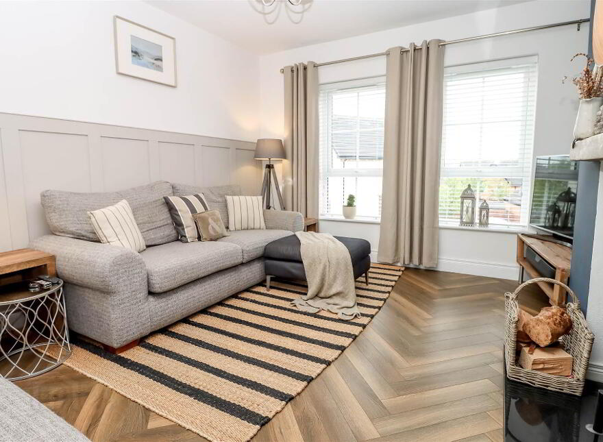 6 Millmount Village Avenue, Dundonald, Belfast, BT16 1AP