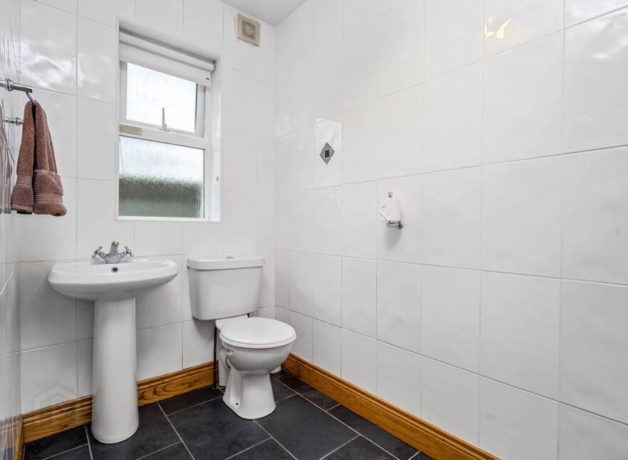 4 Cui Daibhi, Athenry, H65NF74