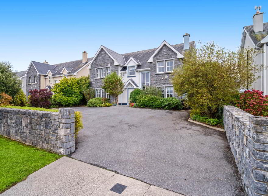 4 Cui Daibhi, Athenry, H65NF74