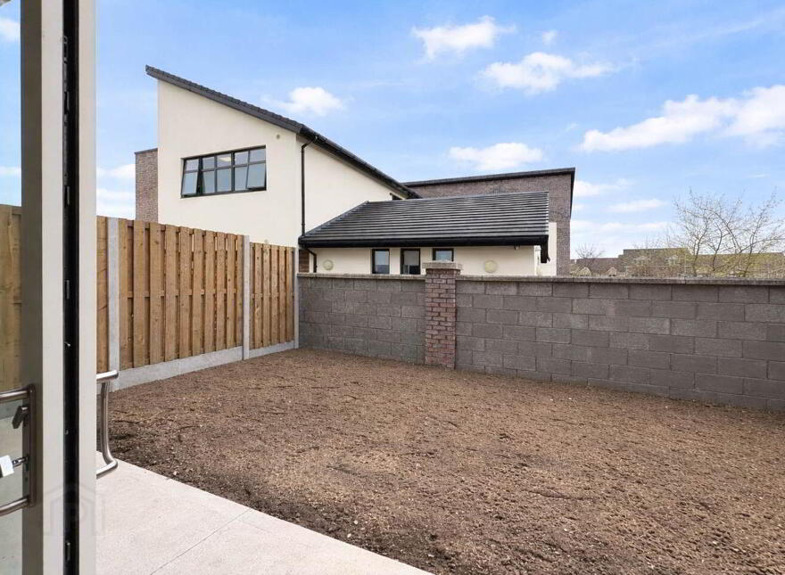 15 Latchford Row, Clonee, Clonee, D15XV8Y