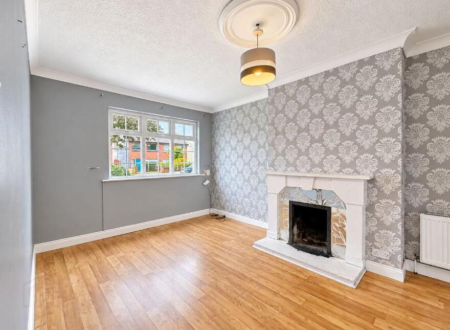 4 Woodvale Drive, Hartstown, D15W3KH