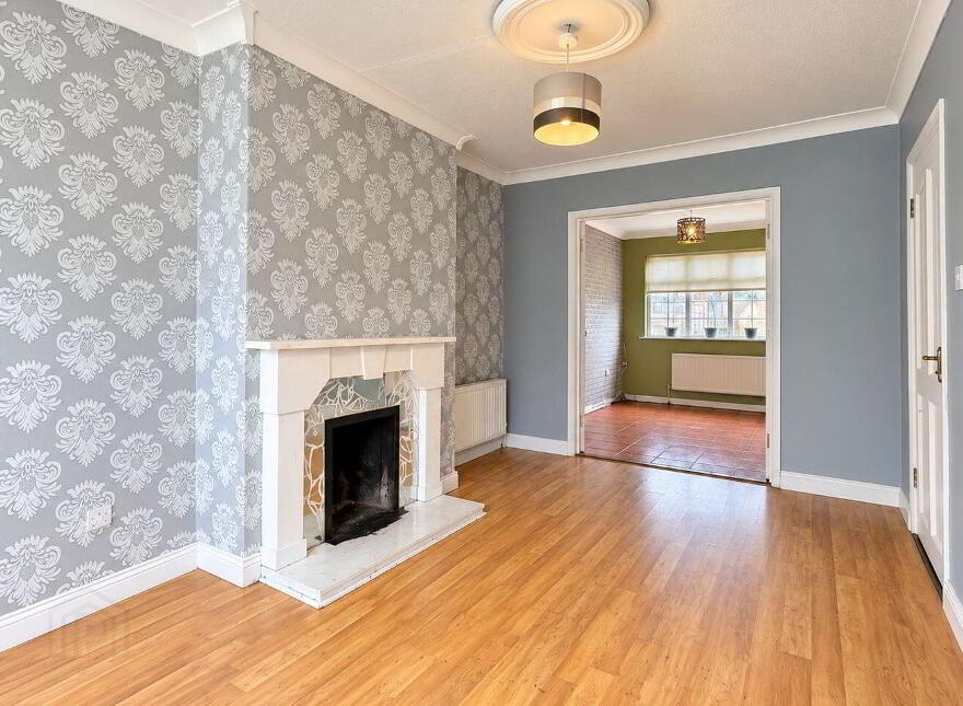 4 Woodvale Drive, Hartstown, D15W3KH