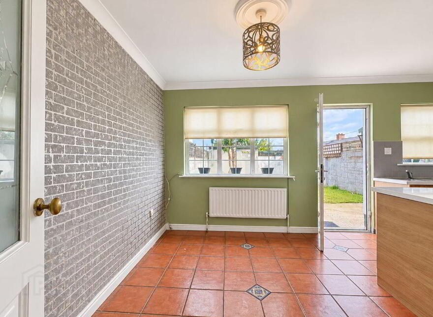 4 Woodvale Drive, Hartstown, D15W3KH