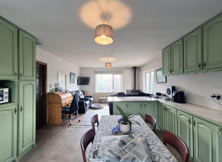 Ballinacarriga, Dunmanway, P47W242